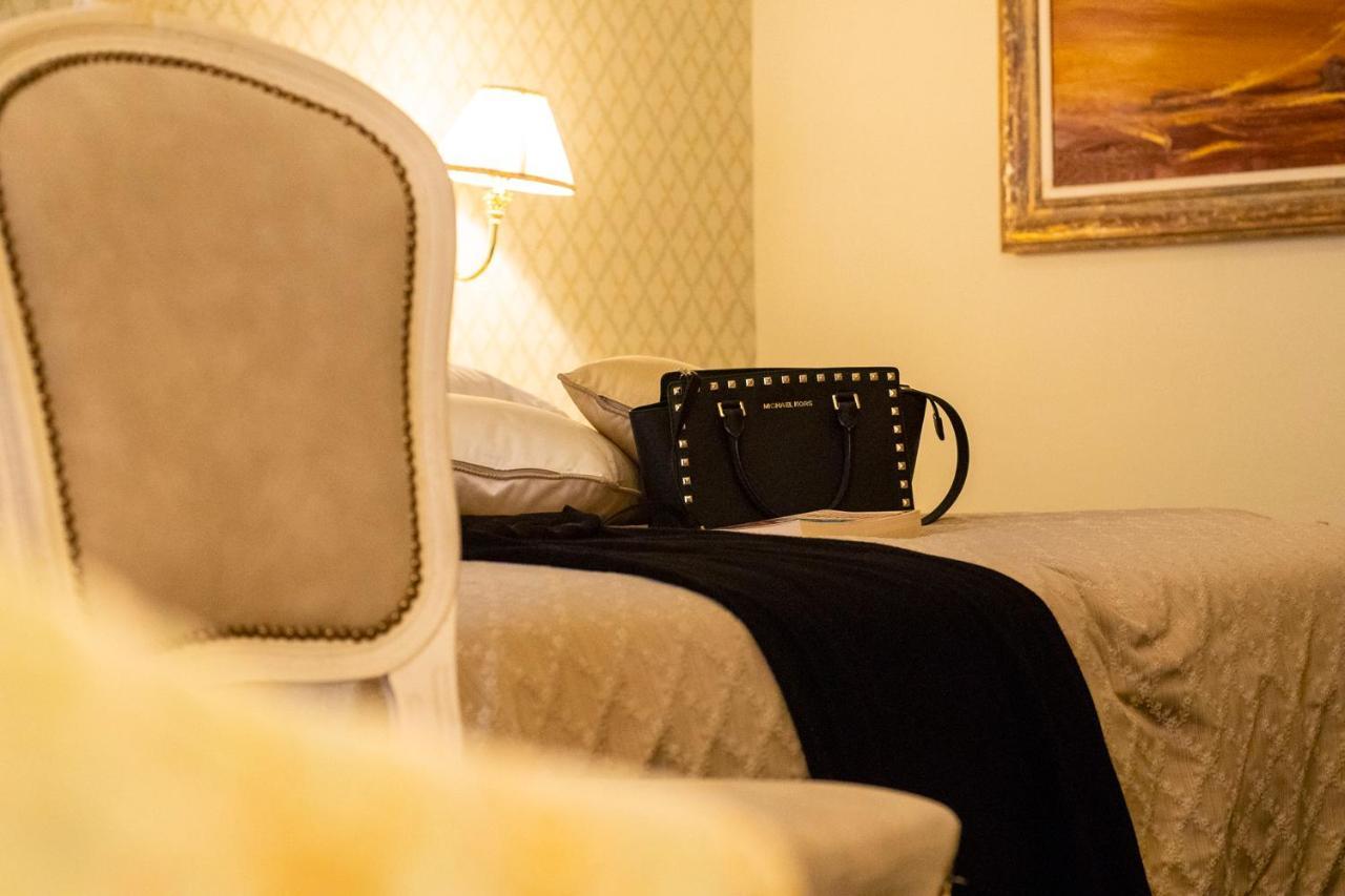 Hotel La Locanda Volterra Luaran gambar